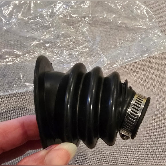 Fuel Nozzle Splash Guard - Picture 3 of 6